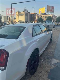 كرايسلر 300